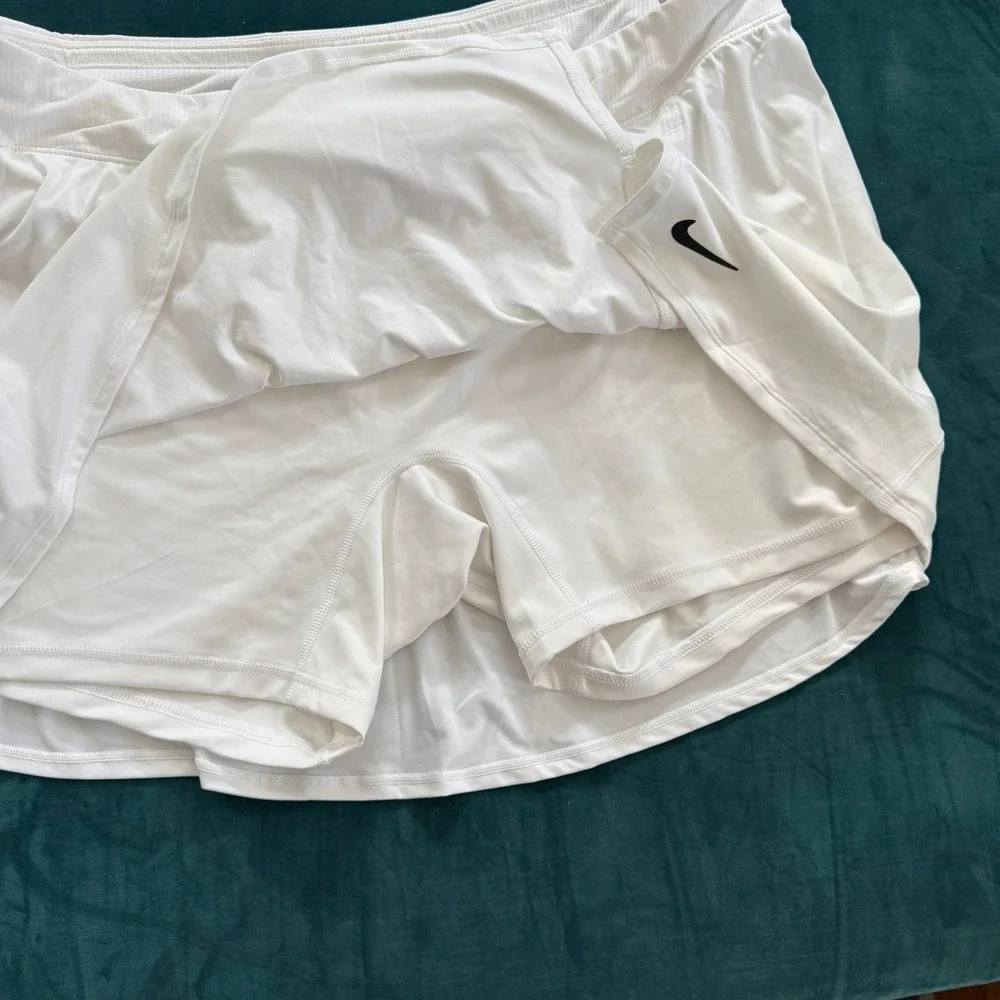 Nike‎ Court Victory Tennis Skirt White Dri-FIT Slim Fit Skort Women's 2X